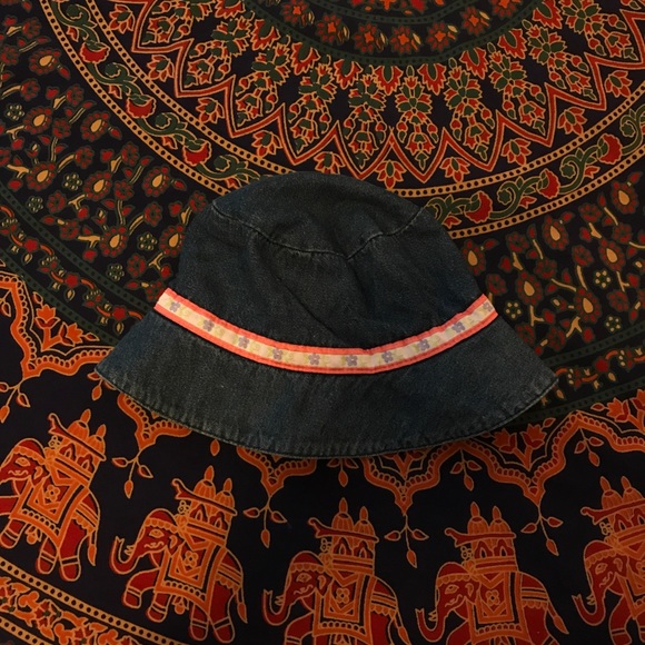 HUGE 18 MONTH BUNDLE! (UPDATED) - Picture 9 of 13